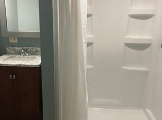 202 Garfield Ave #7, Bay City, MI 48708