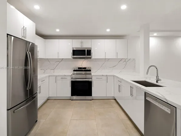 141 Crandon Blvd APT 229, Key Biscayne, FL 33149