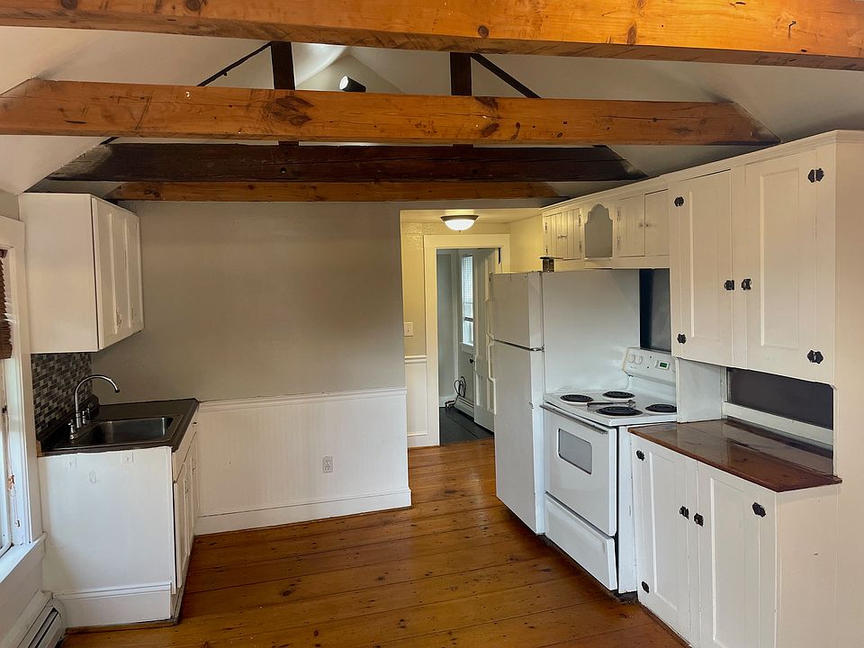 1st image of 192-194 S Main St #194-B