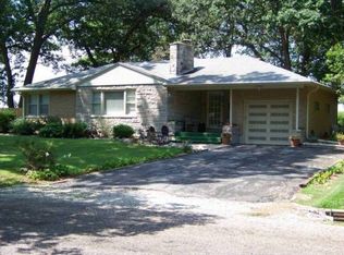 605 Hickory Grv W, Quincy, IL 62305