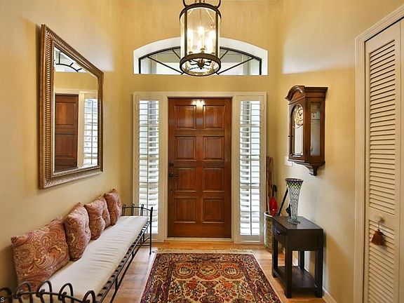 3rd image of 8801 Banyan Cove Cir