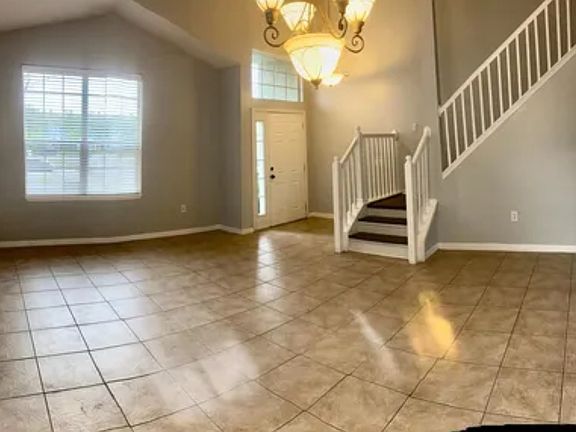 5th image of 3107 Dasha Palm Dr