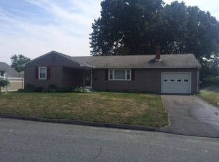 39 Raylo St, Chicopee, MA 01013