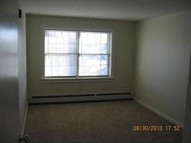 3rd image of 16 Woodman Way APT 21