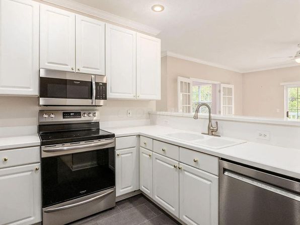 2245 Riverside Dr #5388168