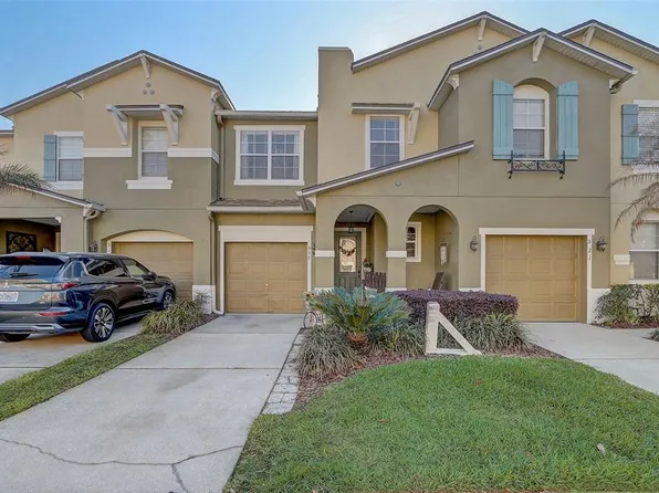 517 Lake Eagle Ln, Sanford, FL 32773