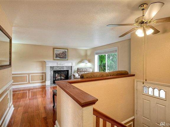 2nd image of 12711 86th Pl NE