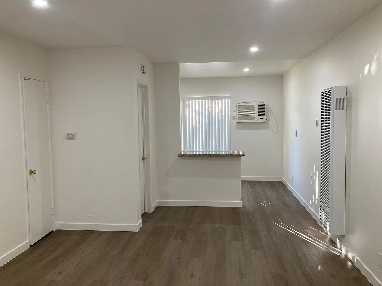 2 bed, 1.5 bath, $2,195 — Photo 3