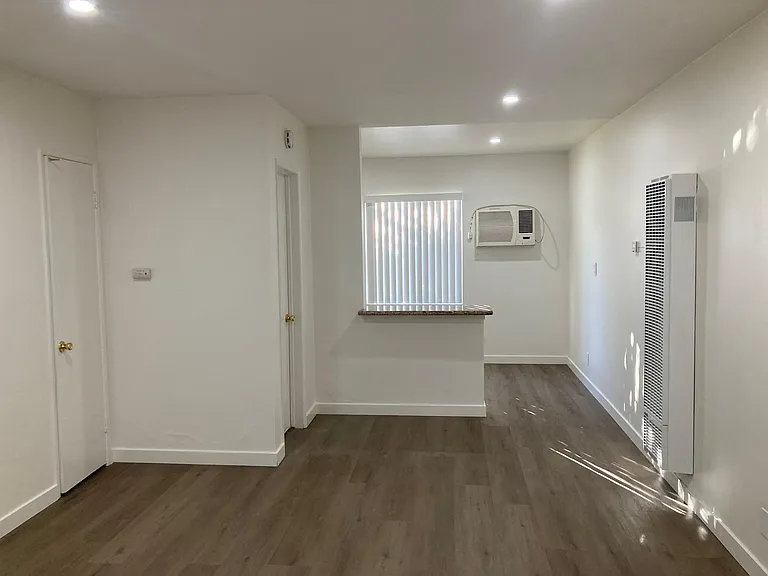 125 W Meda Ave #3 — Photo 5