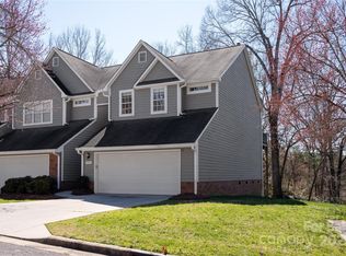 9036 Saint Thomas Ln, Charlotte, NC 28277