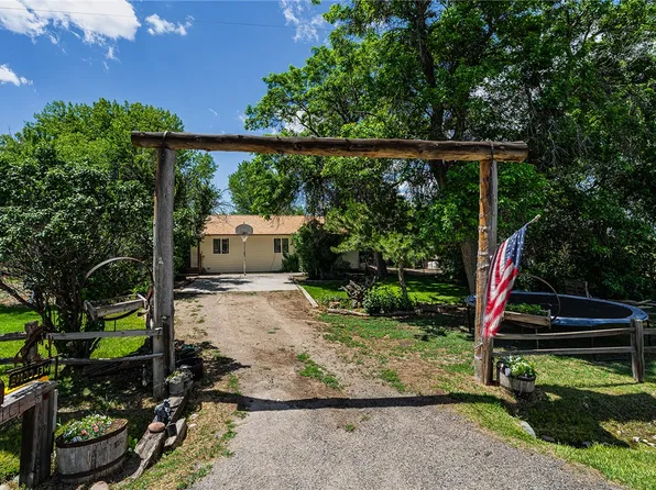2542 S 28th Rd, Ballantine, MT 59006