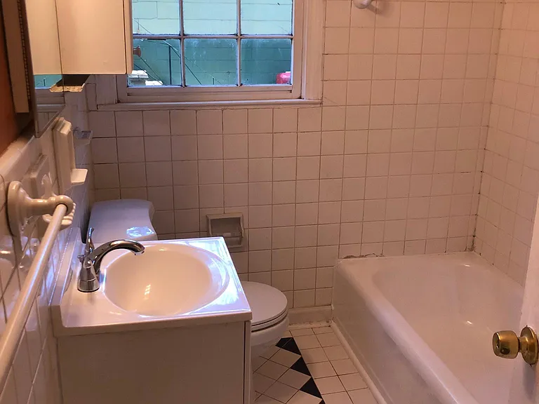 1323 George W Brumley Way SE — Photo 5