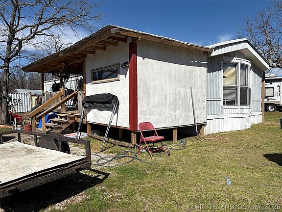 3rd image of 239 Berry Ln