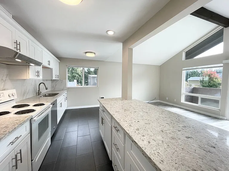 14320 Roosevelt Way N #201 — Photo 4