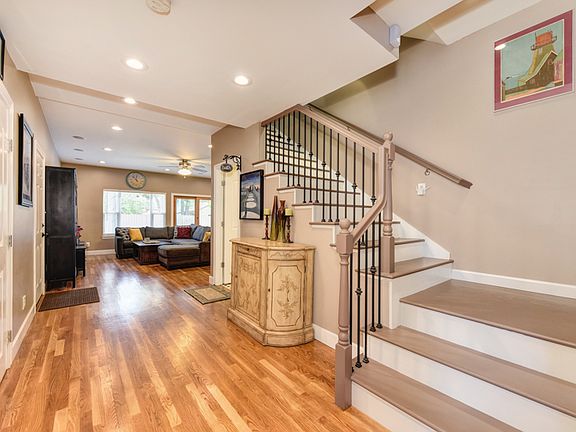 4th image of 3715 61st St