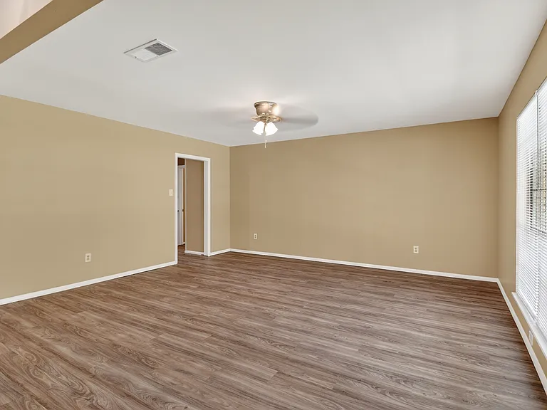 1 Tanglewood Ct — Photo 6