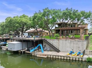 233 Lazy Oaks Ln, Kingsland, TX 78639