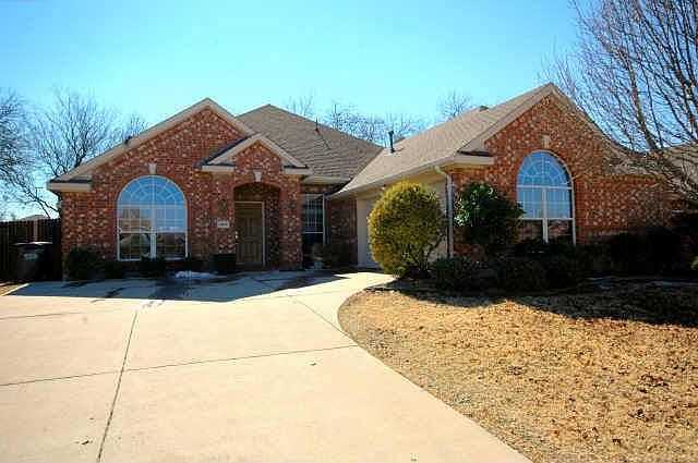 1st image of 1417 Greenwich Dr