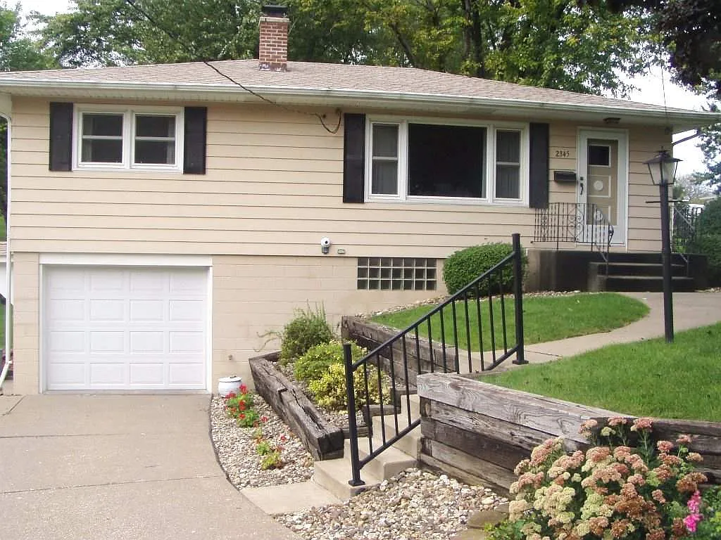 2345 15th Street Ct photo 1