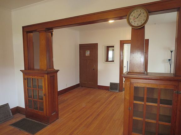 4th image of 707 E McPherson St