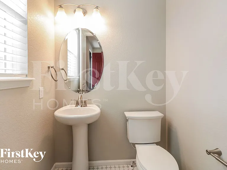 21033 E Tufts Ave — Photo 12