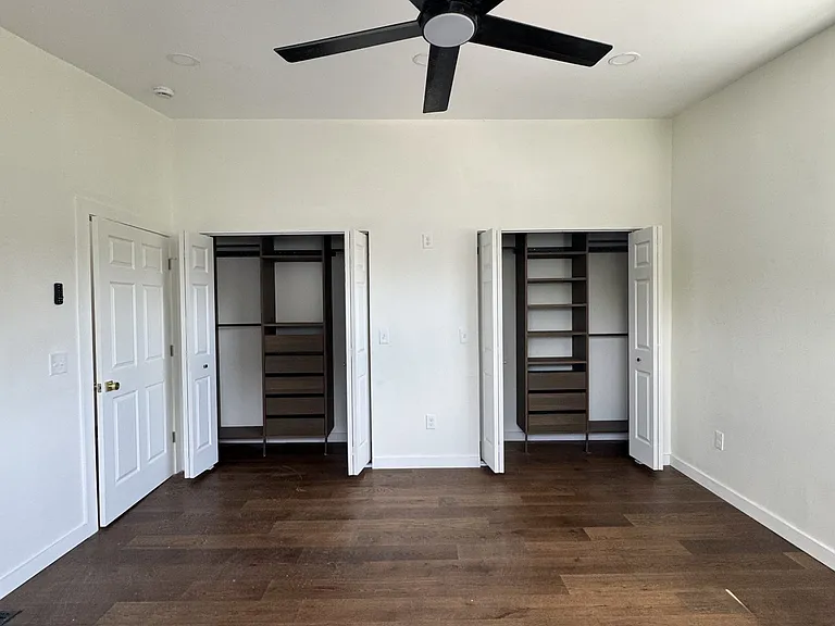 510 Winfield St — Photo 24