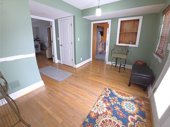 4th image of 8261 Watson Rd