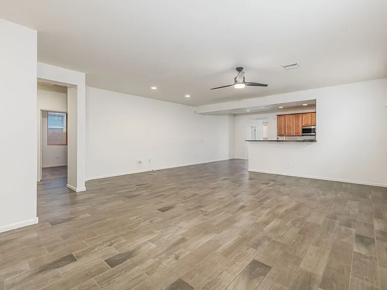 11415 E Glowing Sunset Dr — Photo 8
