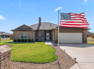 2035 Harvard Dr, Levelland, TX 79336
