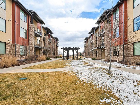 2nd image of 2727 Iowa Dr #201