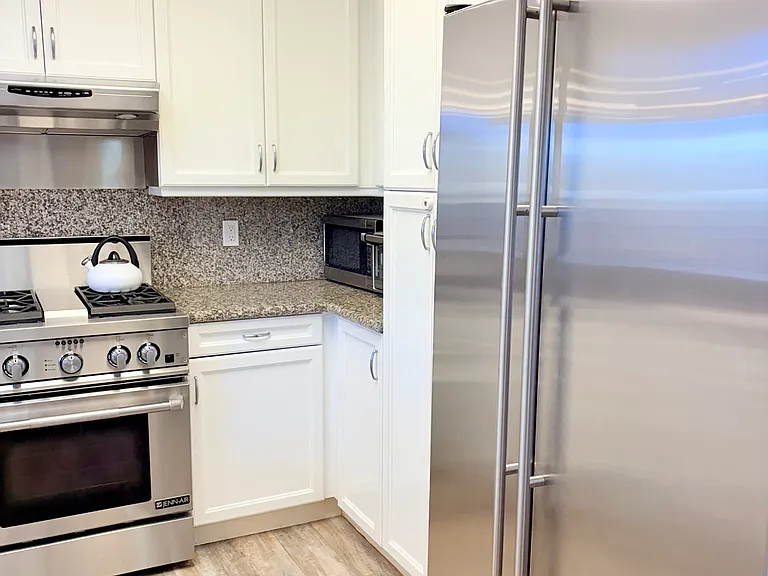 6483 Zuma View Pl #105 — Photo 10