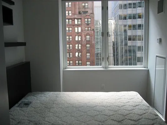 Rented by Sotheby's International Realty | media 16