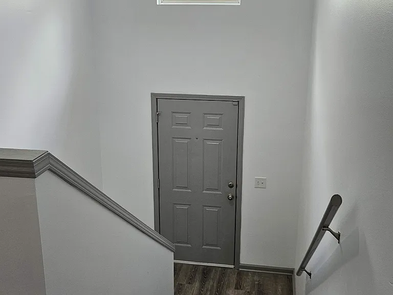 17641 W 111th Pl — Photo 31