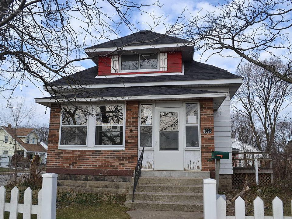 1st image of 1625 Burton St SW