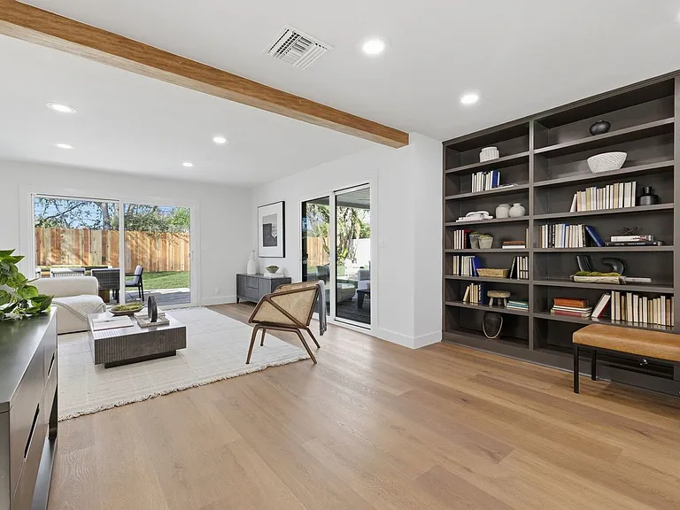 6655 Lederer Ave — Photo 7