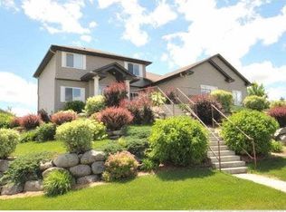 16994 Galleon Cir, Lakeville, MN 55044