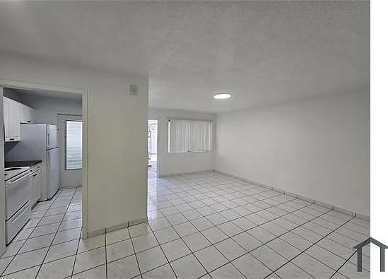 1 bed, 640 sqft, $1,600 — Photo 4