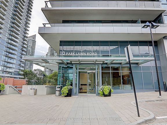 3rd image of 10 Park Lawn Rd #2004