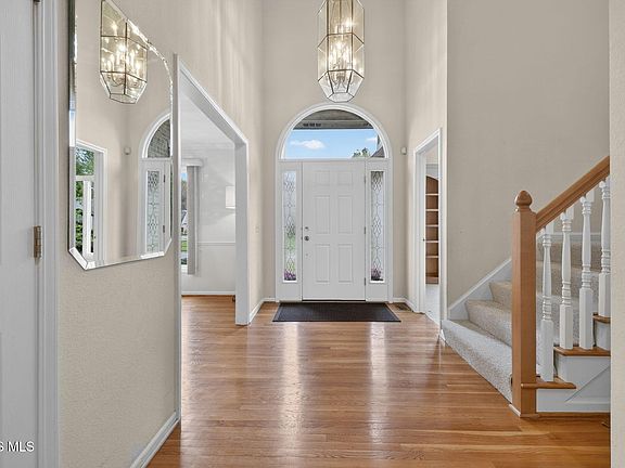 5th image of 7543 Castle Ridge Rd