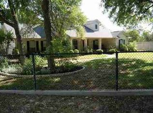 8 Whitetail Ct, Morgans Pt Resort, TX 76513