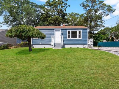 89 Bethel St, Warwick, RI, 02889