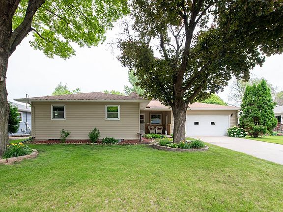 2nd image of 1808 Sunray Ave