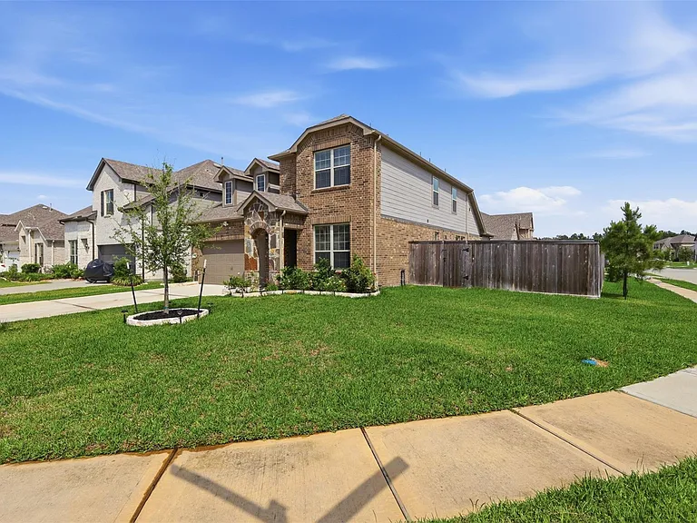 14383 Cedar Shadow Dr — Photo 2