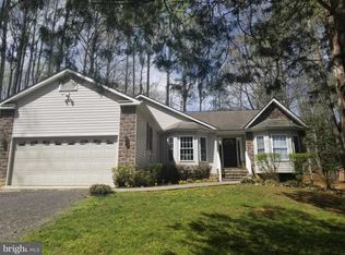 326 Stratford Cir, Locust Grove, VA 22508