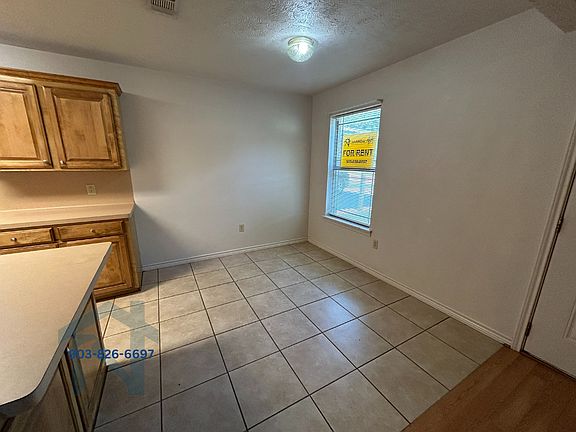 5th image of 505 Hickory St