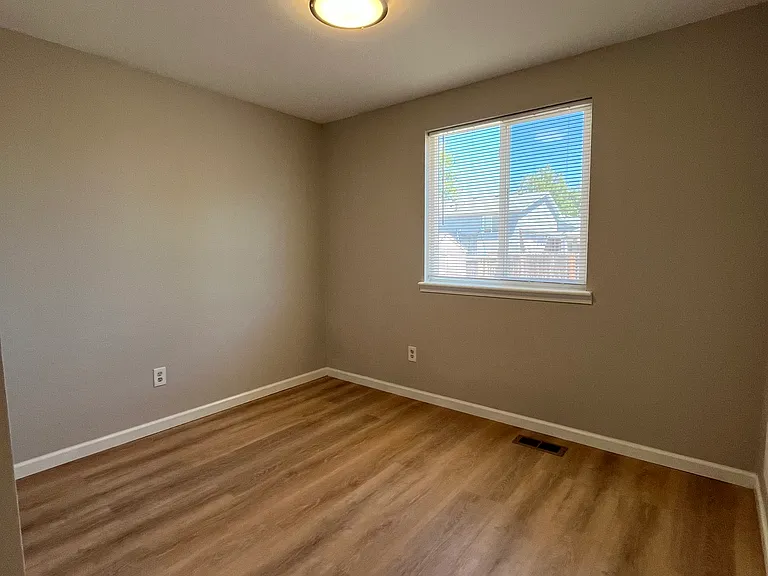 1488 S Bahama St — Photo 10