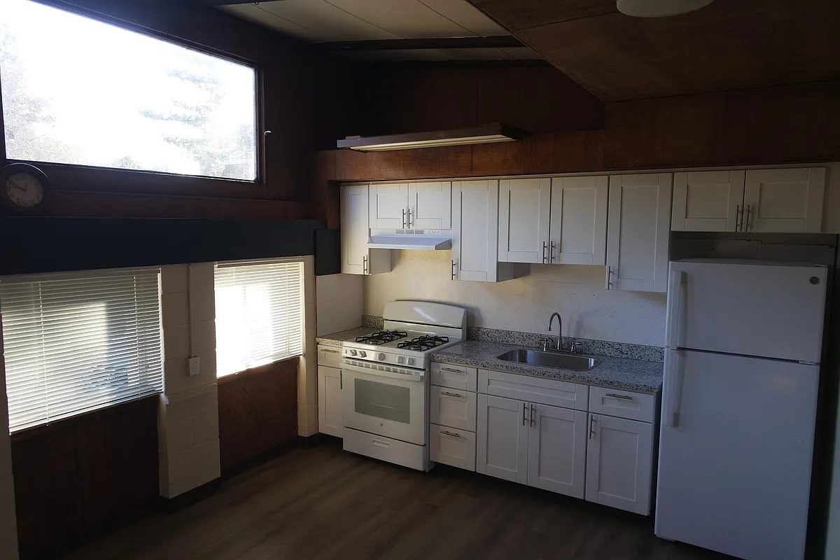 Building Photo - 364 Green Valley Rd #364