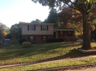 2305 Lawrence Dr, Raleigh, NC 27603