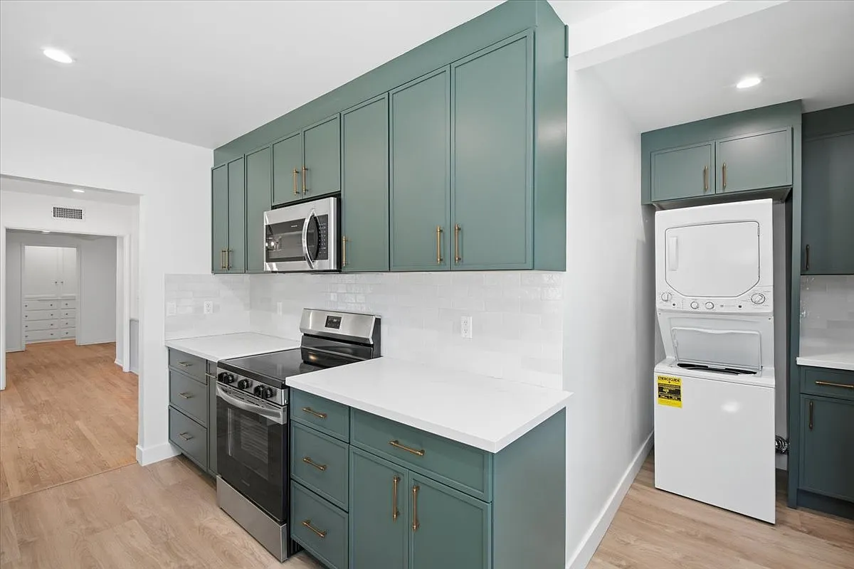 3 bed, 1473 sqft, $5,295 — Photo 4
