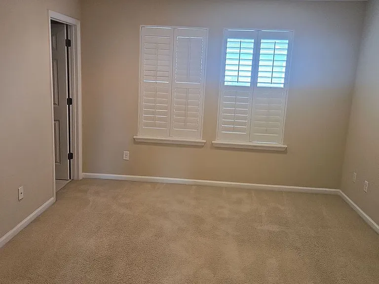 131 Islander Dr — Photo 11